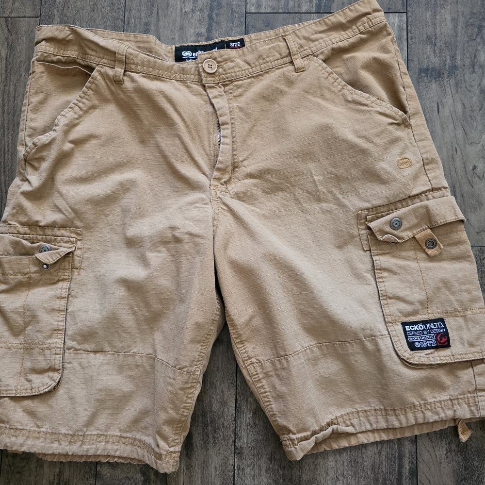 Vintage Ecko Unlimited Tan Cargo Shorts, Casual Outing,‎ Easter Wear, Size 38